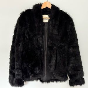 BB DAKOTA faux fur coat